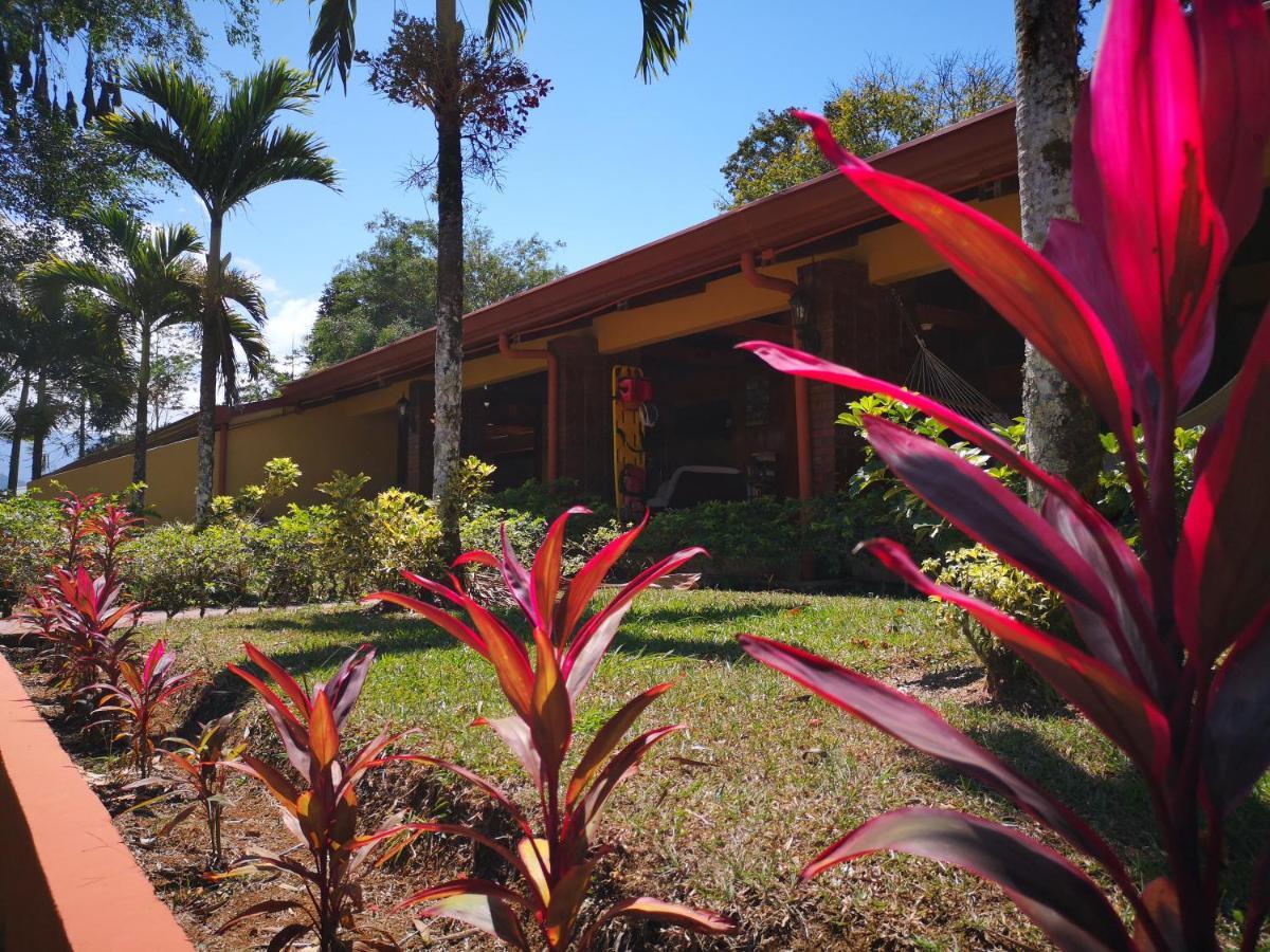 Hotel Villa Florencia Turrialba Bagian luar foto