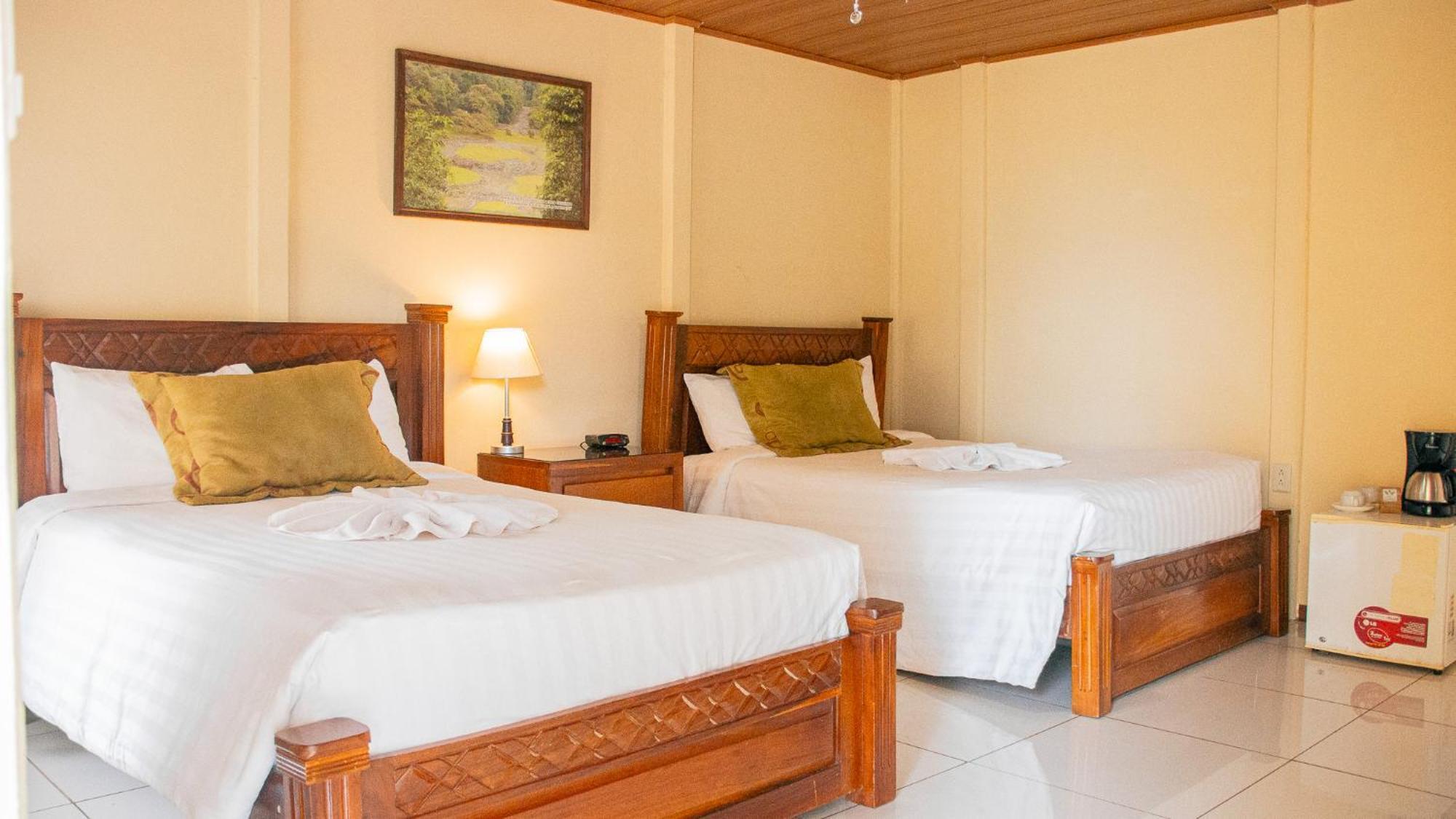 Hotel Villa Florencia Turrialba Bagian luar foto